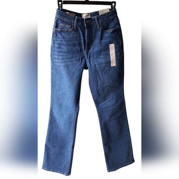 Universal Thread Denim - Universal Thread Boot Cut JeansTall Girl Friendly Size 2 26" Waist.
